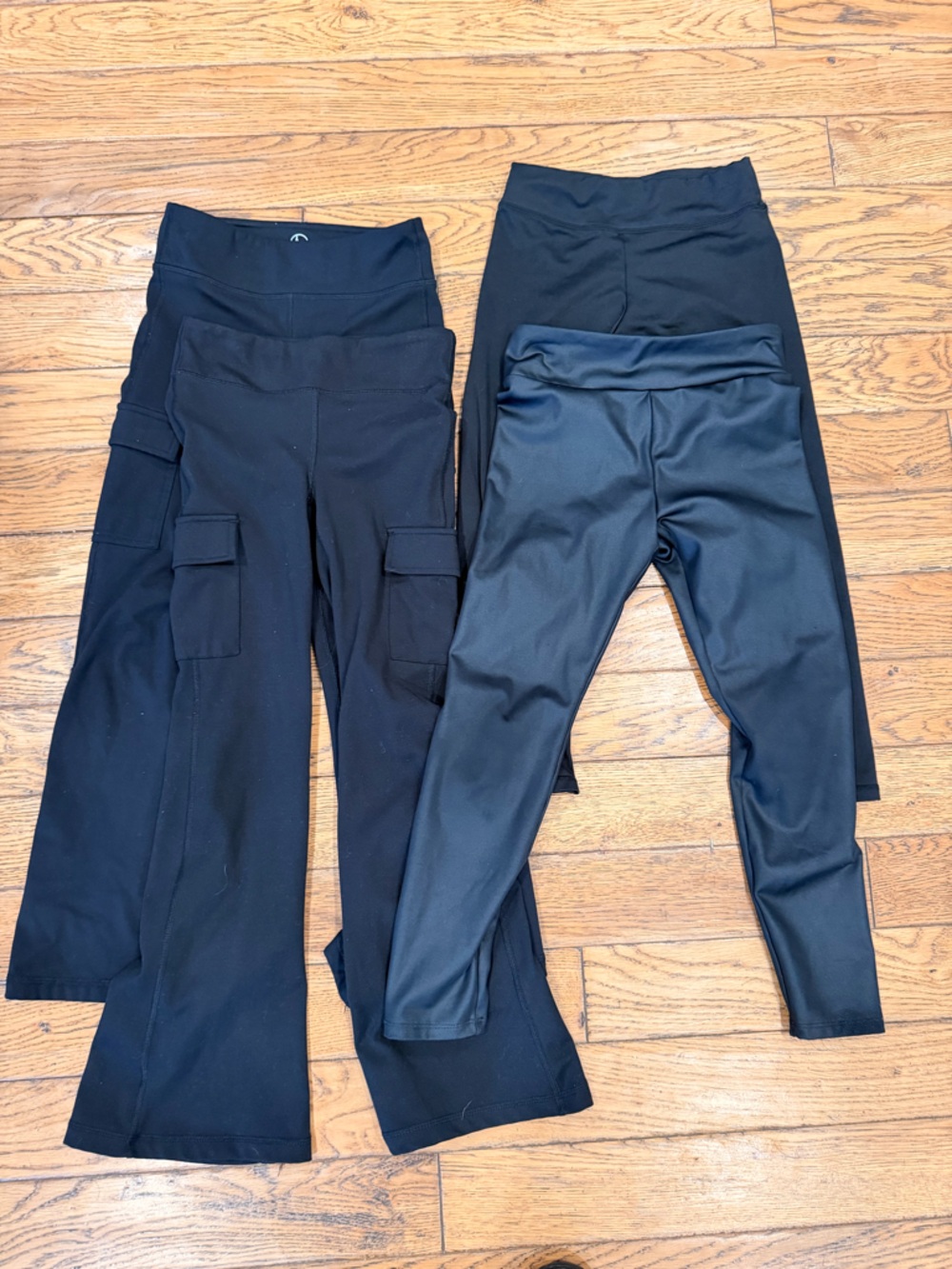 4 for 20!! Or make offer Black Girls' Active Leggings Set